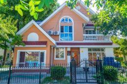 北京风火轮轰趴馆_北京轰趴馆_北京轰趴馆哪家好_北京别墅轰趴_北京团建场地